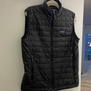 Black Patagonia nano puff vest